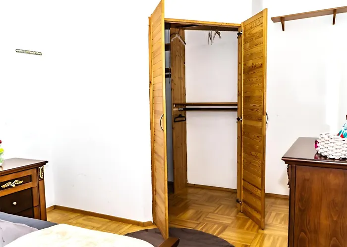 Apartment Spacious 5 Minutes To Wiener Stadthalle Cg *