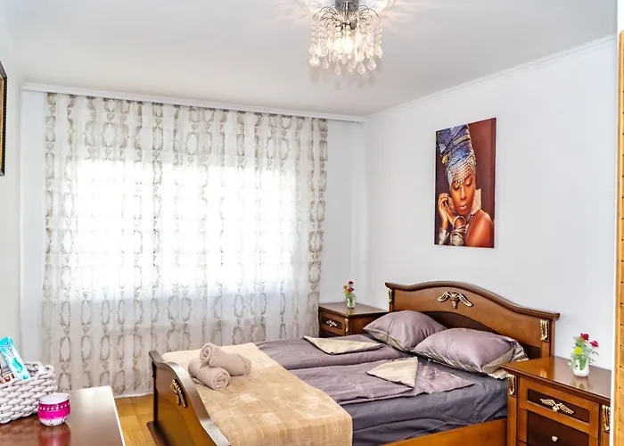 Apartment Spacious 5 Minutes To Wiener Stadthalle Cg *